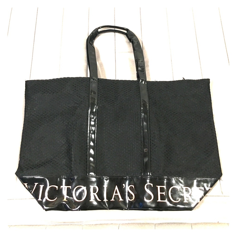 Victoria’s Secret shoulder bag